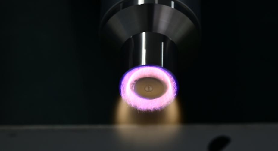 低温91短视频在线播放体处理对碳基材料的改性